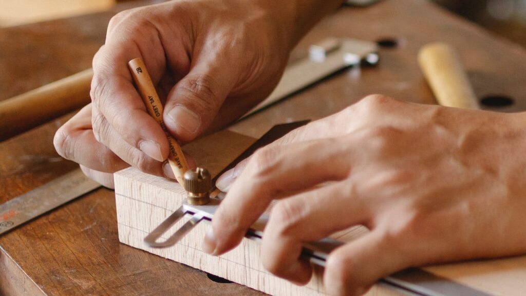 ¿Qué información debo incluir al resumir un manual de instrucciones? ✍️